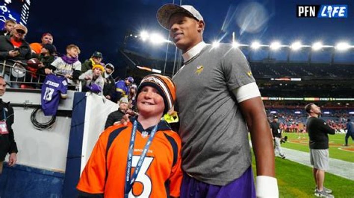 Who Are Joshua Dobbs Parents? Meet Stephanie and Robert Dobbs |